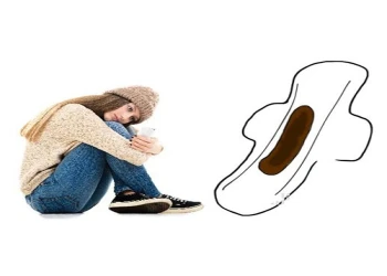 Kinh nguyệt có màu đen báo hiệu điều gì? Nguyên nhân và cách chữa trị