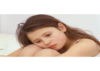 Kinh nguyệt màu đen ở tuổi dậy thì có sao không?