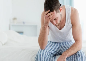 Quay tay (thủ dâm) nhiều có ảnh hưởng đến chiều cao hay không?